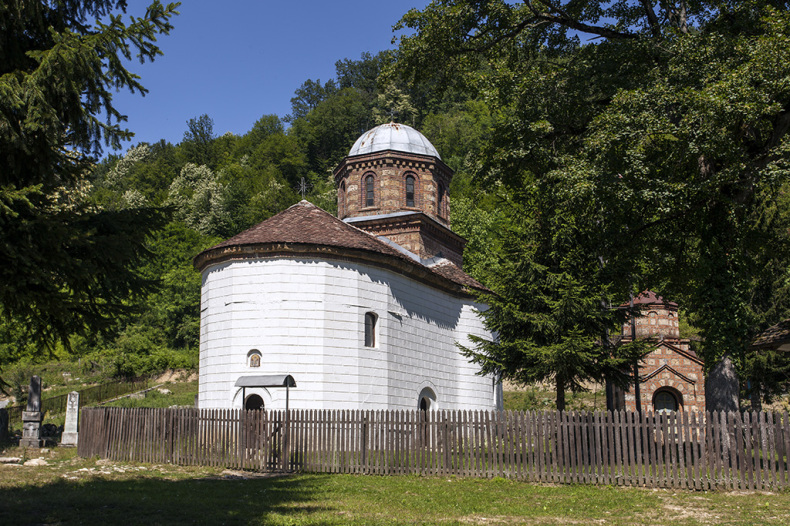 [Слика: gracanica-790x526.jpg]