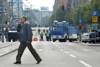 Сви који сте гласали за СНС и Вучића да одмах одведете своју децу и породице да уживају у благодатима полицијске репресије и содомије! (фото галерија) ZANDARMERIJA
