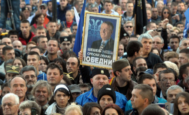 Погледајте протестну шетњу СРС и Војислава Шешеља београдским улицама (видео, фото галерија) voja-(3)