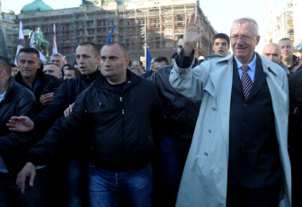 Погледајте протестну шетњу СРС и Војислава Шешеља београдским улицама (видео, фото галерија) voja-(9)