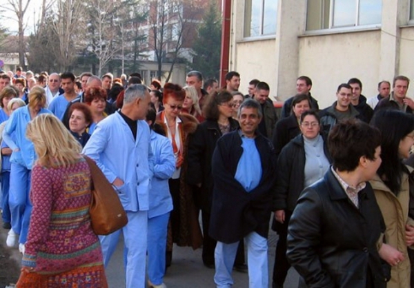 Где се крије 13.600 запослених у здравству Где се крије 13.600 запослених у здравству