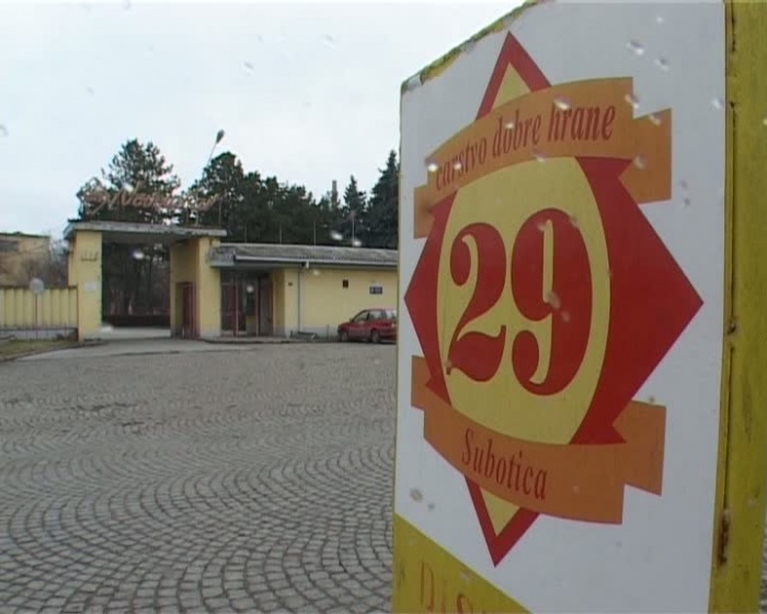 Распродаја "29. новембра" парче по парче Распродаја "29. новембра" парче по парче