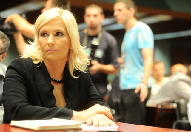 НАТО лобиста о улагањима у српску енергетику НАТО лобиста о улагањима у српску енергетику