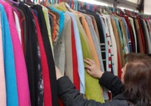 Половна гардероба: Панталоне 50 динара Половна гардероба: Панталоне 50 динара
