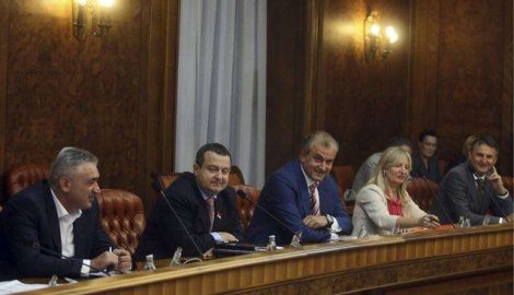 Тајкуни би од државе јефтиније кредите Тајкуни би од државе јефтиније кредите