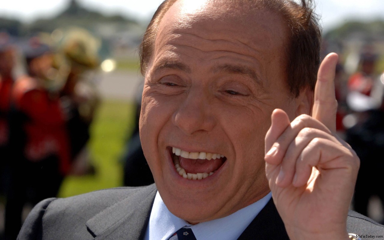 Forza Berlusconi! Forza Berlusconi!
