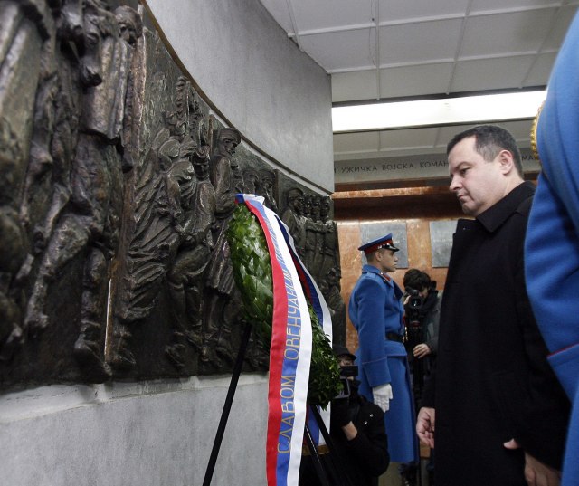 Квислинг Дачић оскрнавио светињу Квислинг Дачић оскрнавио светињу
