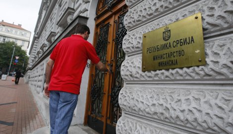 Држава крије дугове Држава крије дугове