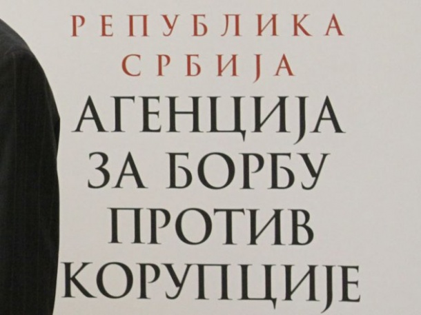 Стигло прегршт пријава због имовине и избора Стигло прегршт пријава због имовине и избора