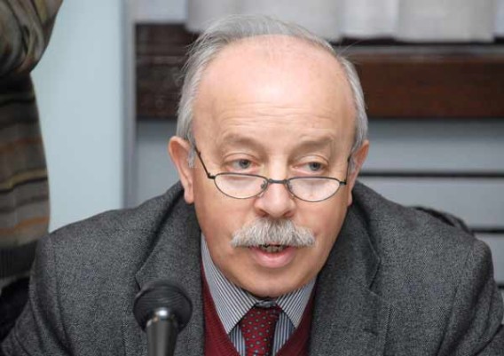 Једино Србија продаје земљу странцима