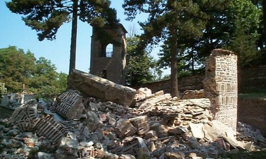 Русија издваја допунска средства ради обнављања православних светиња на Косову Русија издваја допунска средства ради обнављања православних светиња на Косову