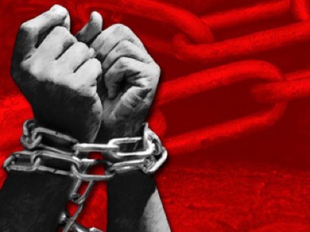 У Србији пред дужничким ропством 100.000 грађана У Србији пред дужничким ропством 100.000 грађана