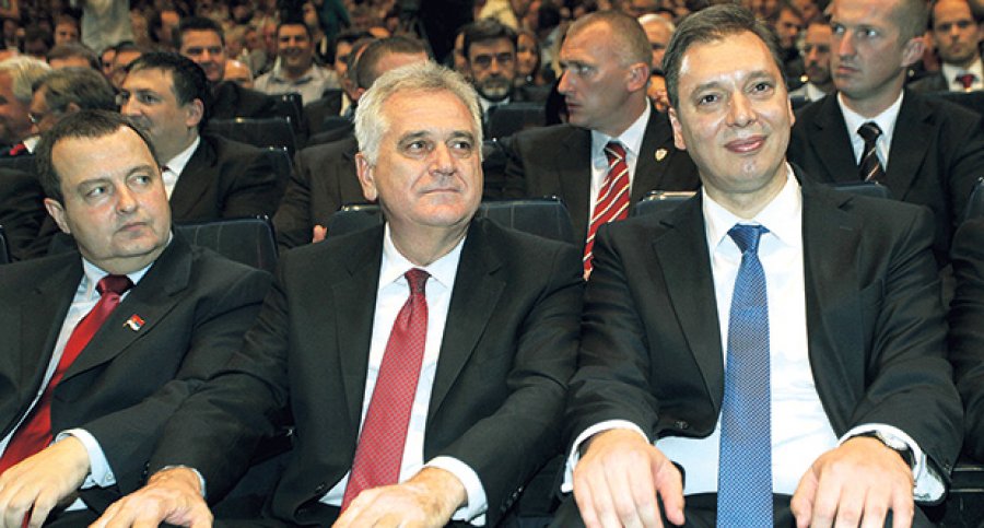 На крилима издаје На крилима издаје