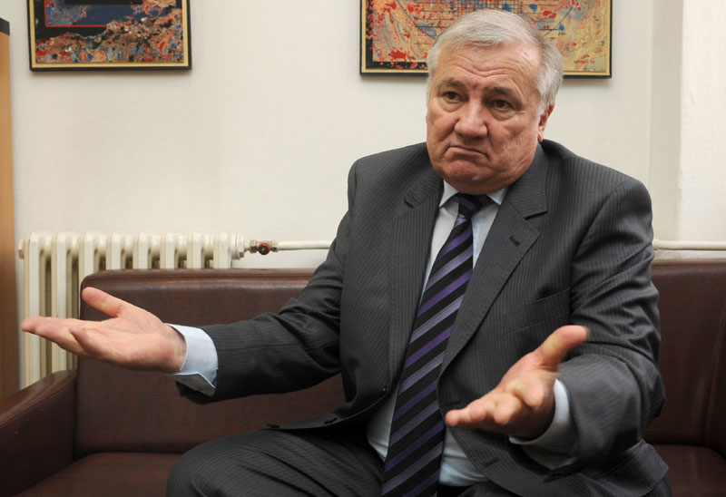 Двери: Због неслагања са одлуком о бојкоту, професор Шеварлић више није део нашег посланичког клуба