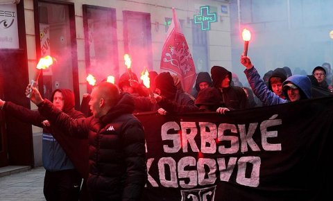 Косово бране сви сем Србије Косово бране сви сем Србије