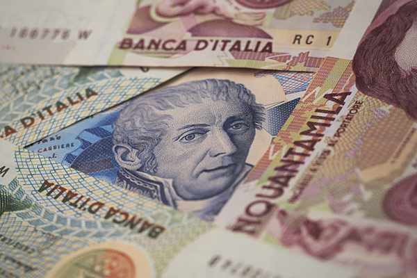 Чак 100.000 фирми у Италији пред БАНКРОТОМ због санкција Русији Чак 100.000 фирми у Италији пред БАНКРОТОМ због санкција Русији