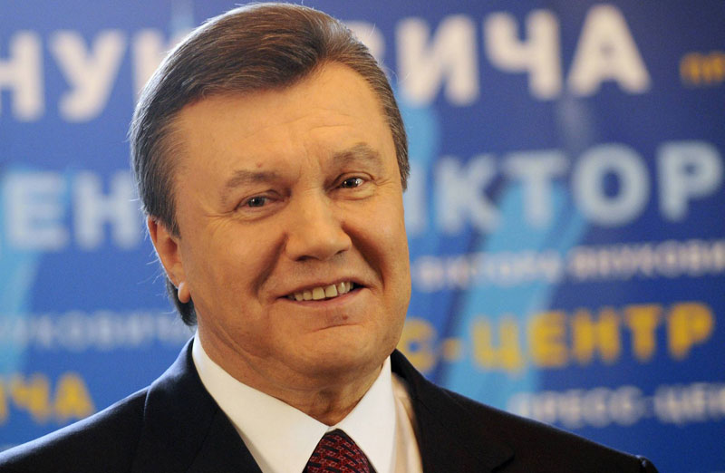 ЕУ нуди Украјини асоцијацију, а Русија 10 милијарди долара ЕУ нуди Украјини асоцијацију, а Русија 10 милијарди долара