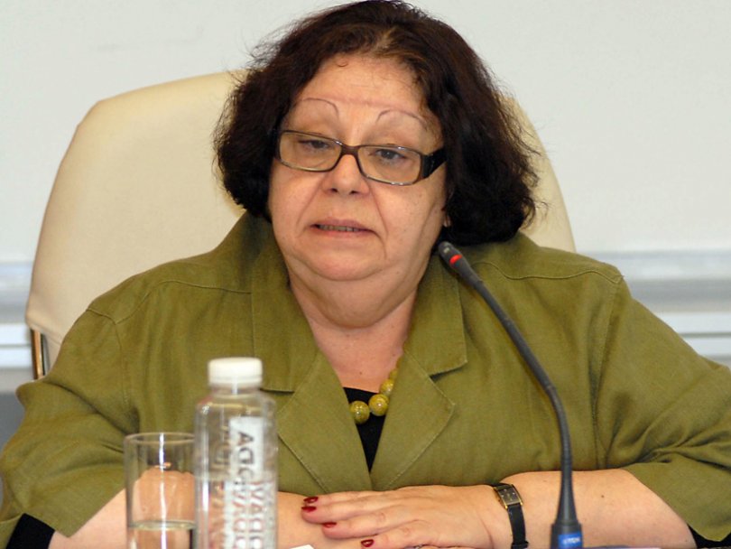 Соња Лихт: Ми стојимо постојано кано Брегзит клисурине, проклет био издајица ЕУ домовине! Соња Лихт: Ми стојимо постојано кано Брегзит клисурине, проклет био издајица ЕУ домовине!