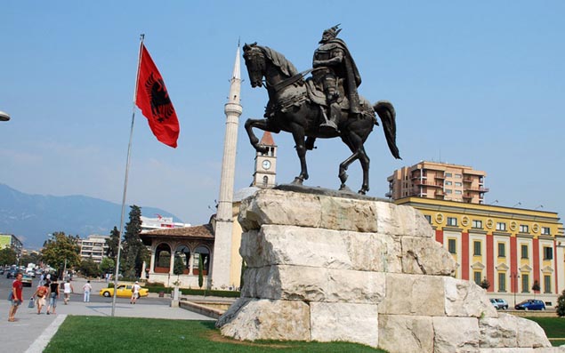 Велика Албанија на 15 минута од Рашке и сат времена од Краљева Велика Албанија на 15 минута од Рашке и сат времена од Краљева