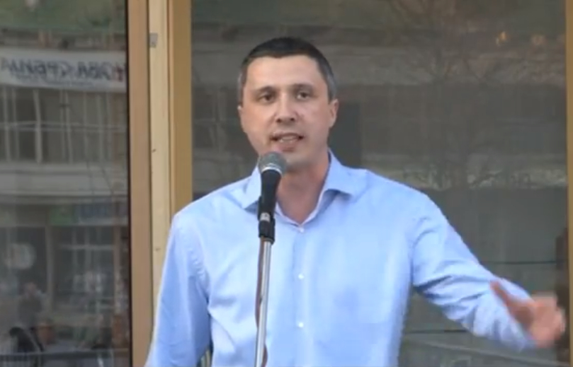 Бошко Обрадовић - 18 минута болне али спасоносне истине (видео) Бошко Обрадовић - 18 минута болне али спасоносне истине (видео)