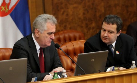 Можемо само да сањамо плате наших велеиздајника Можемо само да сањамо плате наших велеиздајника