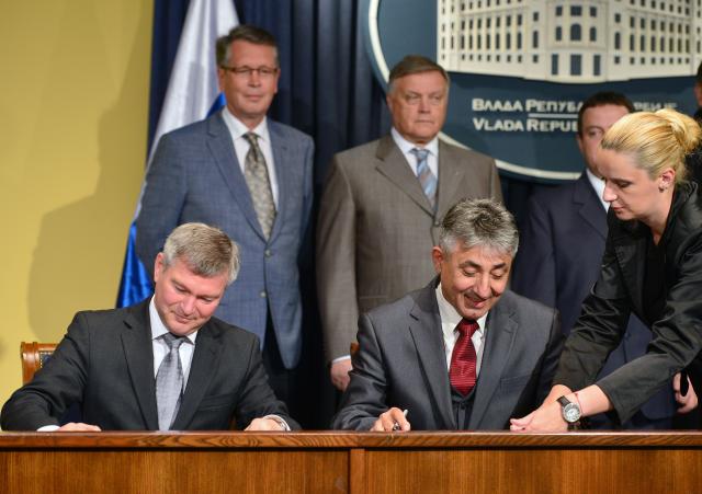 Руски кредит за Железницу Србиjе од 800 милиона долара Руски кредит за Железницу Србиjе од 800 милиона долара