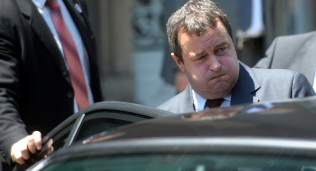Дачић: "Не водим ја небеску већ лоповску Србију" Дачић: "Не водим ја небеску већ лоповску Србију"