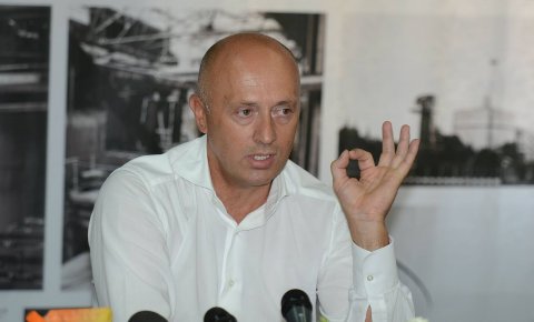 Европска банка за развој докапитализује МК групу ГМО тровача и тајкуна Миодрага Костића Европска банка за развој докапитализује МК групу ГМО тровача и тајкуна Миодрага Костића