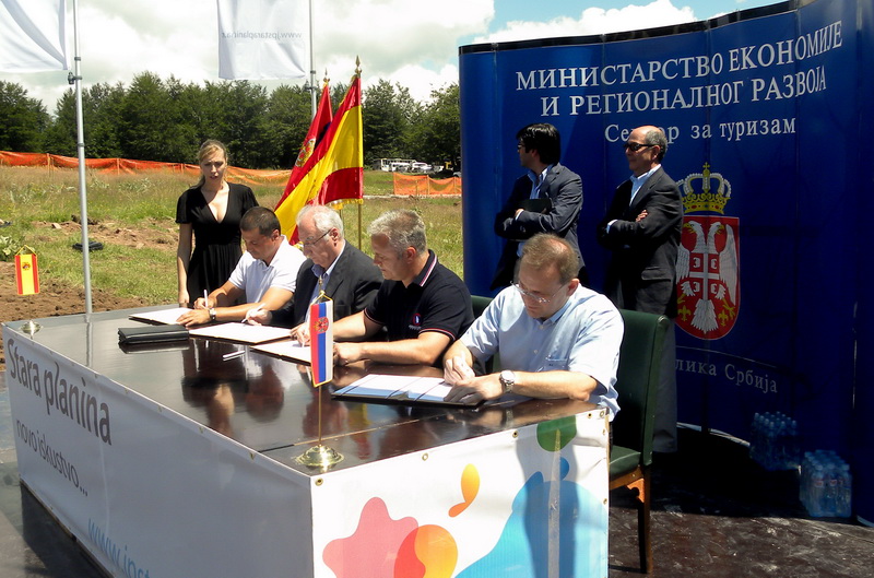 Динкић пре одласка са места министра завршава продају Старе планине шиптару Бериши Динкић пре одласка са места министра завршава продају Старе планине шиптару Бериши
