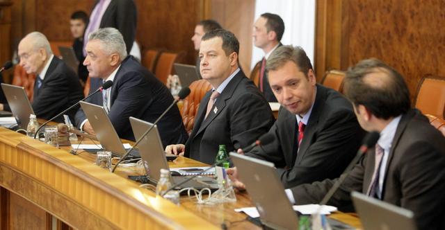 Реконструисани преваранати: Нова Влада - више министара Реконструисани преваранати: Нова Влада - више министара
