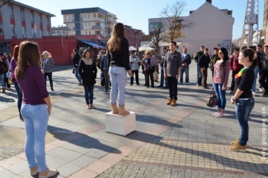 Јелена из Приједора која гласно ћути добила појачање