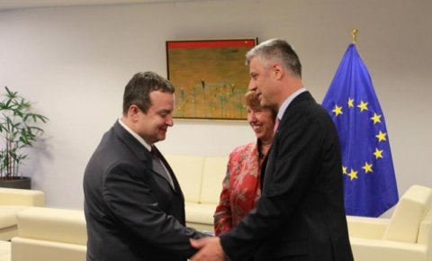 ЕУ налаже Дачићу да експресно заврши посао издаје Србије ЕУ налаже Дачићу да експресно заврши посао издаје Србије