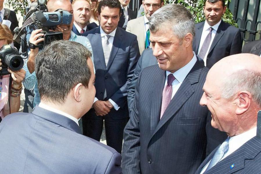 ГМИ (генетски модификовани издајник) Дачић наставља вечеринке са касапином Тачијем ГМИ (генетски модификовани издајник) Дачић наставља вечеринке са касапином Тачијем