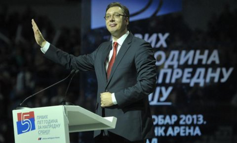 Нашминкана француска собарица Нашминкана француска собарица