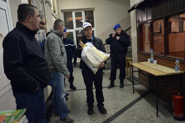 Резлтати данашњих поновљених шиптарских избора у Косовској Митровици тежак ФАЛСИФИКАТ Резлтати данашњих поновљених шиптарских избора у Косовској Митровици тежак ФАЛСИФИКАТ