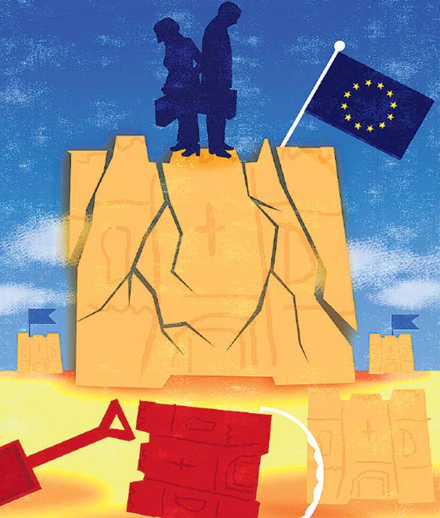 THE GUARDIAN: Европску унију од распада дели само још једна – економска криза THE GUARDIAN: Европску унију од распада дели само још једна – економска криза