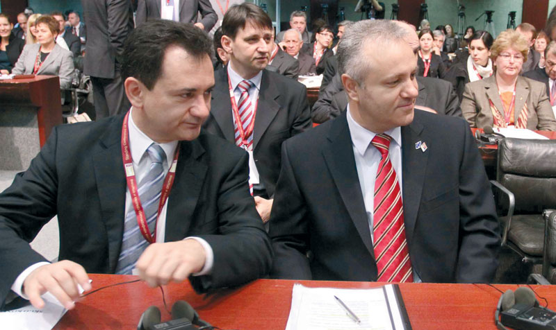 Како је од Србије направљена економски спржена земља (2)