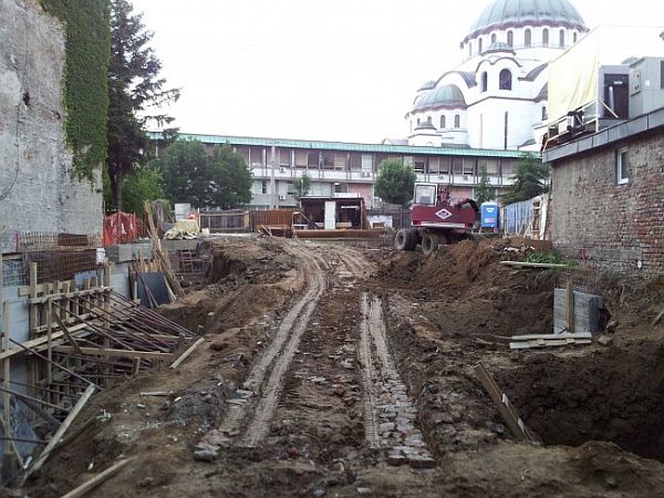Шутановац: Србија тоне у већу кризу а овце на врачарским пашњацима пасу ли пасу! Шутановац: Србија тоне у већу кризу а овце на врачарским пашњацима пасу ли пасу!