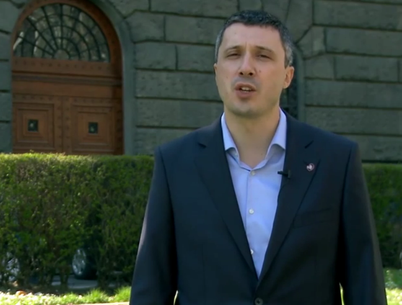Бошко Обрадовић грађанима Србије (видео) Бошко Обрадовић грађанима Србије (видео)
