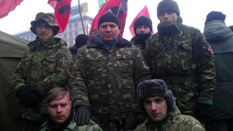 "Десни сектор" прети да ће се осветити вршиоцу дужности министра унутрашњих послова Украјине "Десни сектор" прети да ће се осветити вршиоцу дужности министра унутрашњих послова Украјине