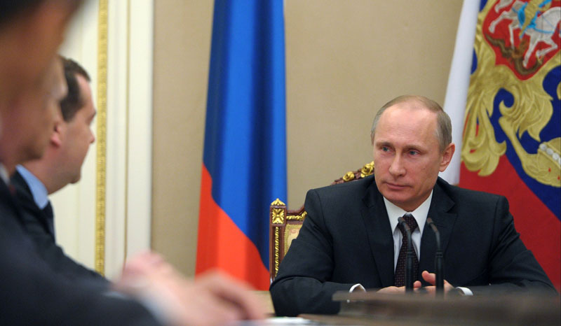 Путин потписао закон, Крим поново део Русије Путин потписао закон, Крим поново део Русије