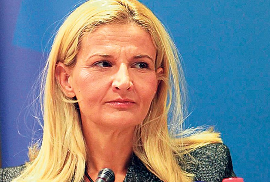 ЈАСНО И ГЛАСНО: До уласка у ЕУ морамо бити потпуно антируска држава! ЈАСНО И ГЛАСНО: До уласка у ЕУ морамо бити потпуно антируска држава!