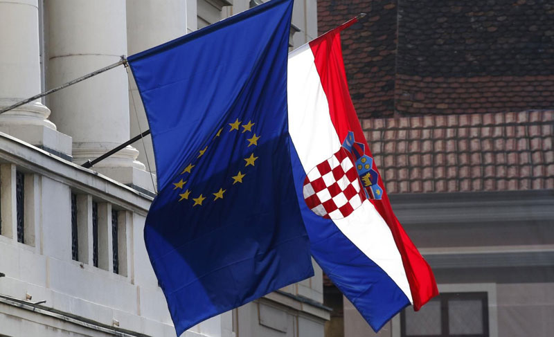 Усрећили се! Хрватска економија после уласка у ЕУ међу 10 најгорих на свету Усрећили се! Хрватска економија после уласка у ЕУ међу 10 најгорих на свету