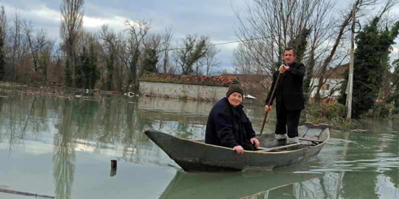 Укинута ванредна ситуација; повратак у Умку и Барич, у Обреновац само мушкарци