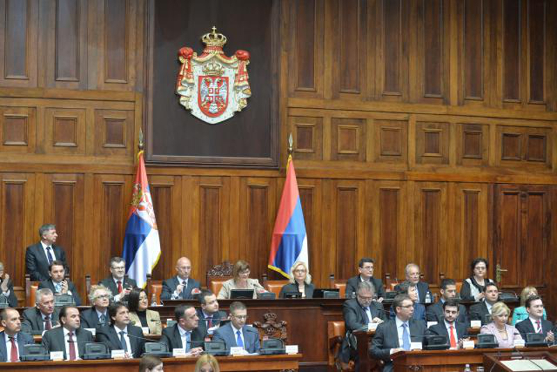 Биографије чланова нове Владе Србије