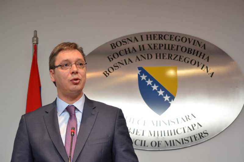 Портпарол шеика бин Зајеба: "Сјајан човек шеик стиже вам у БиХ" Портпарол шеика бин Зајеба: "Сјајан човек шеик стиже вам у БиХ"