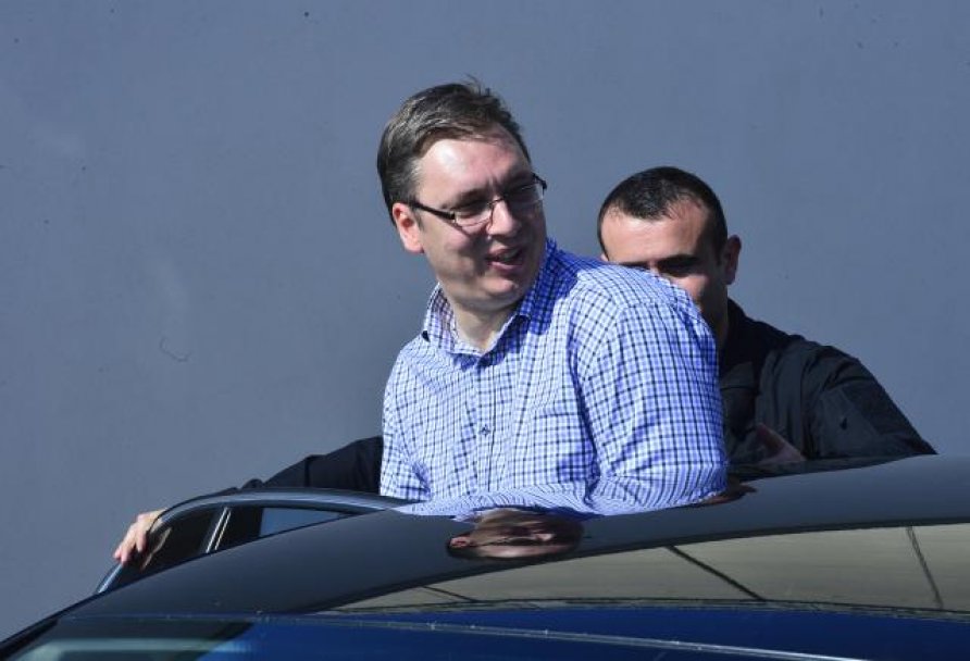 Немачка штампа: Вучић током поплава „сејао панику, збуњивао власти и појачавао хаос“ Немачка штампа: Вучић током поплава „сејао панику, збуњивао власти и појачавао хаос“