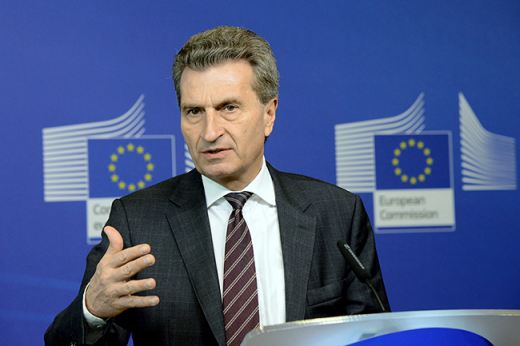 Гинтер Етингер: Европа ће морати да се спрема за хладну зиму Гинтер Етингер: Европа ће морати да се спрема за хладну зиму