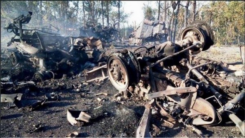 Герилци Харковске Републике уништили конвој украјинске армије са ракетним бацачима Герилци Харковске Републике уништили конвој украјинске армије са ракетним бацачима