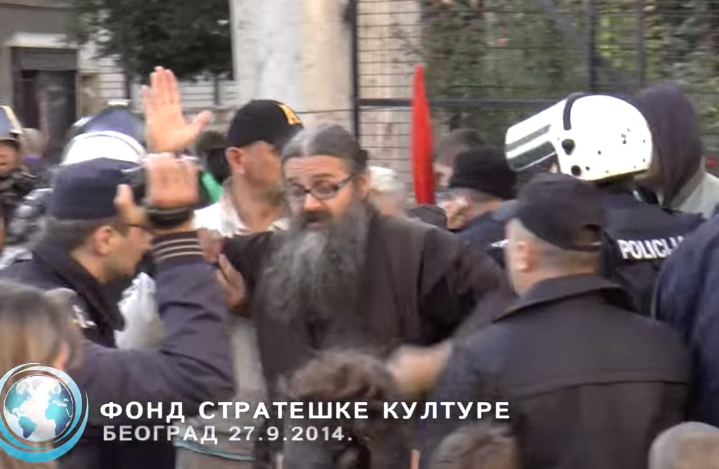 ЈУНАЦИ! Погледајте како је ПРОТИВ ТЕРОРИСТИЧКА ЈЕДИНИЦА (ПТЈ) МУП-а Србије киднаповала српског монаха! (видео) ЈУНАЦИ! Погледајте како је ПРОТИВ ТЕРОРИСТИЧКА ЈЕДИНИЦА (ПТЈ) МУП-а Србије киднаповала српског монаха! (видео)